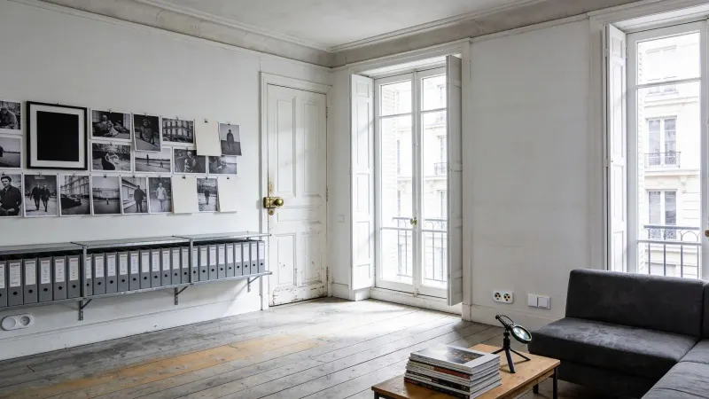 Quatre pièces de 118 m² avec chambre noire, rue de l'Abreuvoir